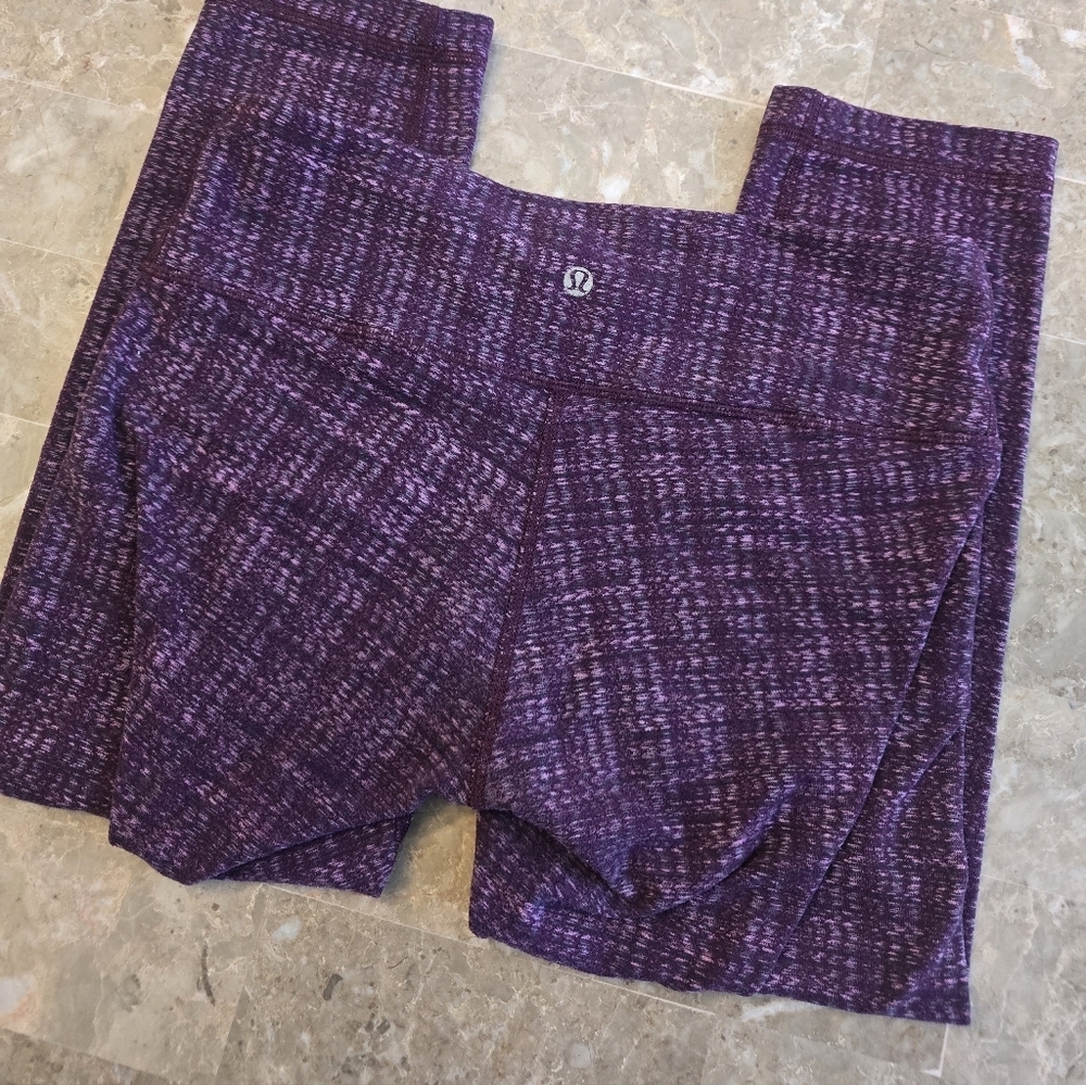 Lululemon Cropped Ziggy Leggings Sz 8 - Picture 3 of 4